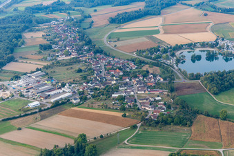 Vue aérienne de Quartier Oberbruch in Bühl dans le département Bade-Wurtemberg, Allemagne