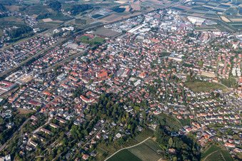 Vue aérienne de Oberkirch dans le département Bade-Wurtemberg, Allemagne