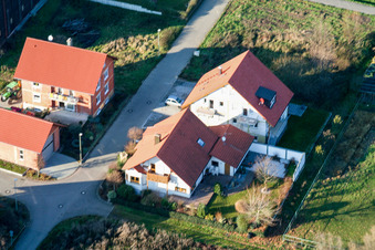 Vue aérienne de Du sud à Hatzenbühl dans le département Rhénanie-Palatinat, Allemagne