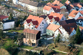 Enregistrement par drone de Rue de la gare à Jockgrim dans le département Rhénanie-Palatinat, Allemagne