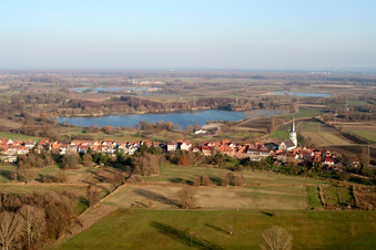 Vue aérienne de De l'ouest à Jockgrim dans le département Rhénanie-Palatinat, Allemagne