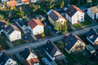 Vue oblique de Elsässerstr à Kandel dans le département Rhénanie-Palatinat, Allemagne