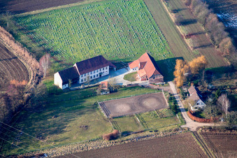 Vue aérienne de Altmühle à Minfeld dans le département Rhénanie-Palatinat, Allemagne