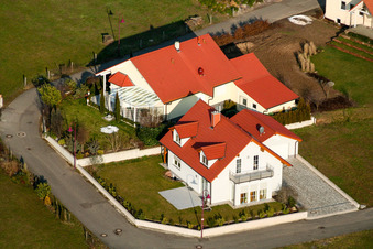 Vue aérienne de Au four à Freckenfeld dans le département Rhénanie-Palatinat, Allemagne