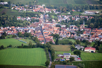 Vue aérienne de Quartier Ingenheim in Billigheim-Ingenheim dans le département Rhénanie-Palatinat, Allemagne