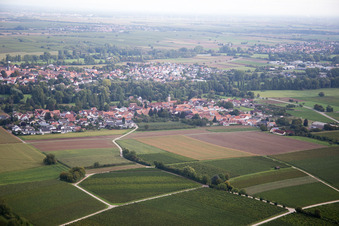 Vue aérienne de Quartier Mühlhofen in Billigheim-Ingenheim dans le département Rhénanie-Palatinat, Allemagne