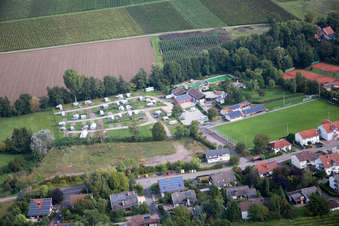 Vue aérienne de Quartier Klingen in Heuchelheim-Klingen dans le département Rhénanie-Palatinat, Allemagne