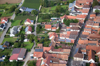 Vue oblique de Quartier Heuchelheim in Heuchelheim-Klingen dans le département Rhénanie-Palatinat, Allemagne