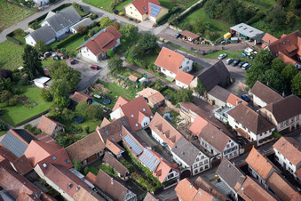 Village - Vue à le quartier Heuchelheim in Heuchelheim-Klingen dans le département Rhénanie-Palatinat, Allemagne d'en haut