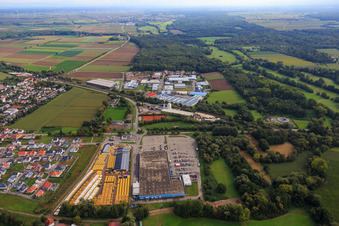 Vue aérienne de Engel & Engel GmbH | Commerce de véhicules utilitaires, de chariots élévateurs et d'engins de chantier et immobilier dans le centre-ville du Palatinat-Sud à Rohrbach dans le département Rhénanie-Palatinat, Allemagne