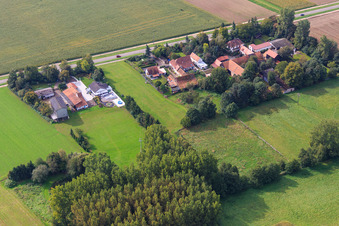 Vue aérienne de Quartier de Höfen à le quartier Minderslachen in Kandel dans le département Rhénanie-Palatinat, Allemagne