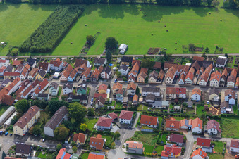 Vue oblique de Saarstraße à Kandel dans le département Rhénanie-Palatinat, Allemagne