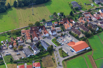 Vue aérienne de Saarstraße et NETTO à Kandel dans le département Rhénanie-Palatinat, Allemagne