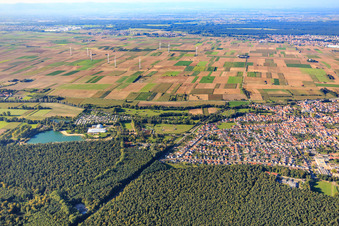 Vue aérienne de Centre de loisirs Rülzheim à Rülzheim dans le département Rhénanie-Palatinat, Allemagne