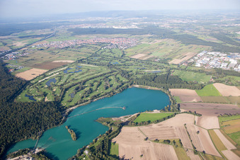 Vue aérienne de Club de golf de Lußhardtsee à le quartier Rot in St. Leon-Rot dans le département Bade-Wurtemberg, Allemagne
