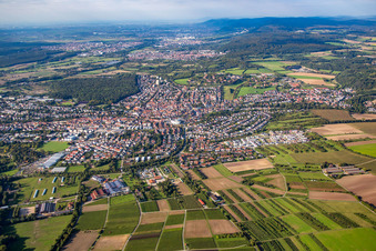 Vue aérienne de Du sud à Wiesloch dans le département Bade-Wurtemberg, Allemagne