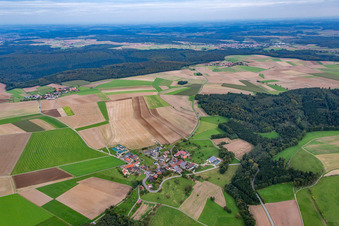 Vue aérienne de Quartier Vollmersdorf in Hardheim dans le département Bade-Wurtemberg, Allemagne