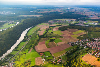 Vue aérienne de Boucle principale près de Lindelbach à le quartier Bettingen in Wertheim dans le département Bade-Wurtemberg, Allemagne