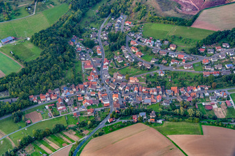 Vue aérienne de Quartier Wüstenzell in Holzkirchen dans le département Bavière, Allemagne