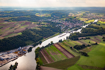 Vue aérienne de Quartier Viereth in Viereth-Trunstadt dans le département Bavière, Allemagne