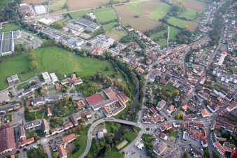 Bischwiller dans le département Bas Rhin, France vu d'un drone