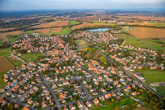 Vue aérienne de Rountzenheim dans le département Bas Rhin, France