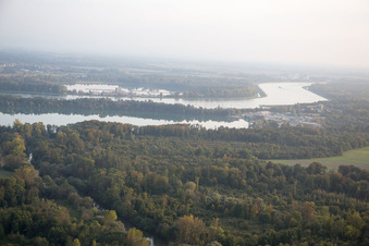 Vue aérienne de Fort-Louis dans le département Bas Rhin, France