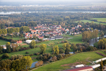 Fort-Louis dans le département Bas Rhin, France d'en haut