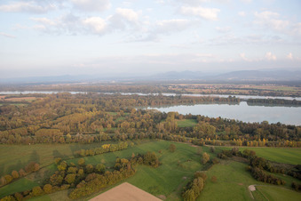Fort-Louis dans le département Bas Rhin, France d'un drone