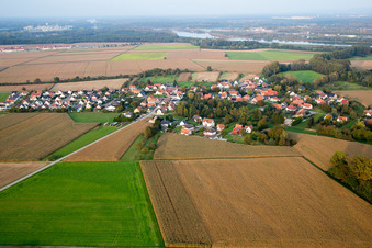 Vue aérienne de Neuhaeusel dans le département Bas Rhin, France