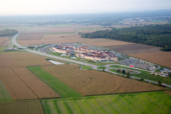 Photographie aérienne de Centre de marques de style à Roppenheim dans le département Bas Rhin, France