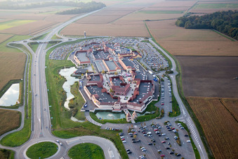 Centre de marques de style à Roppenheim dans le département Bas Rhin, France d'en haut
