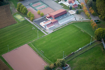 Beinheim dans le département Bas Rhin, France d'un drone