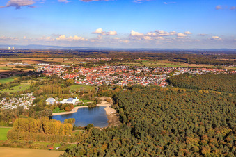 Vue aérienne de Plage à l'ouest de la ville à Rülzheim dans le département Rhénanie-Palatinat, Allemagne