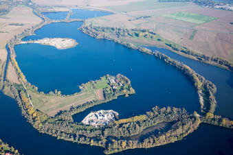 Vue aérienne de Lac d'Argent à le quartier Roxheim in Bobenheim-Roxheim dans le département Rhénanie-Palatinat, Allemagne