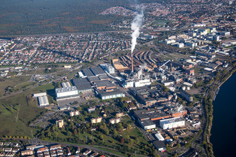 Photographie aérienne de Locaux de l'usine SCA HYGIENE PRODUCTS GmbH dans le quartier de Waldhof à le quartier Sandhofen in Mannheim dans le département Bade-Wurtemberg, Allemagne