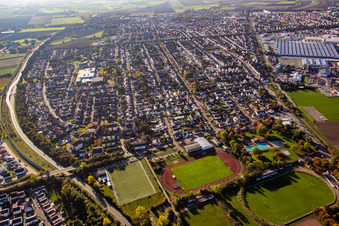 Vue aérienne de Bürstadt dans le département Hesse, Allemagne