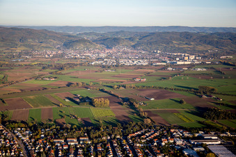 Vue aérienne de (Bergstraße) de Lorsch à Heppenheim dans le département Hesse, Allemagne