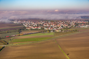 Vue aérienne de Du sud-est à le quartier Bobstadt in Bürstadt dans le département Hesse, Allemagne