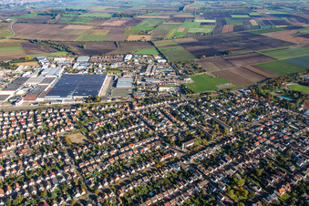 Vue oblique de Bürstadt dans le département Hesse, Allemagne