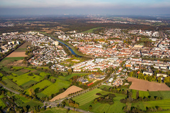 Vue aérienne de Du sud-ouest à Rastatt dans le département Bade-Wurtemberg, Allemagne