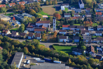 Vue aérienne de Sacré-Cœur - Centre communautaire à Rastatt dans le département Bade-Wurtemberg, Allemagne