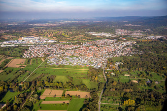 Vue aérienne de Kuppenheim dans le département Bade-Wurtemberg, Allemagne