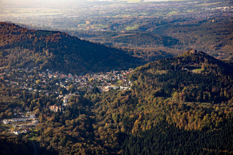Vue aérienne de Quartier Ebersteinburg in Baden-Baden dans le département Bade-Wurtemberg, Allemagne