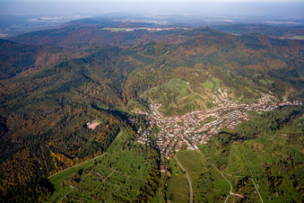 Vue aérienne de Du sud-ouest à le quartier Michelbach in Gaggenau dans le département Bade-Wurtemberg, Allemagne