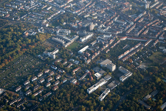 Vue aérienne de KIT Au Fasanengarten à le quartier Oststadt in Karlsruhe dans le département Bade-Wurtemberg, Allemagne