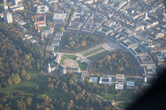 Vue oblique de Quartier Innenstadt-West in Karlsruhe dans le département Bade-Wurtemberg, Allemagne