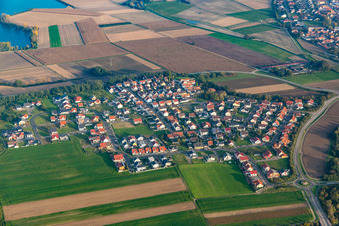 Vue d'oiseau de Quartier Hardtwald in Neupotz dans le département Rhénanie-Palatinat, Allemagne