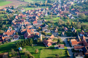 Vue aérienne de Complexe de bâtiments de l'ancien monastère et de l'actuel Benediktushof - Centre de Méditation et de Pleine Conscience Seminar and Conference Center GmbH à Holzkirchen dans le département Bavière, Allemagne