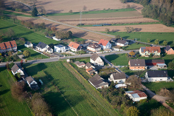 Vue oblique de Schaffhouse-près-Seltz dans le département Bas Rhin, France